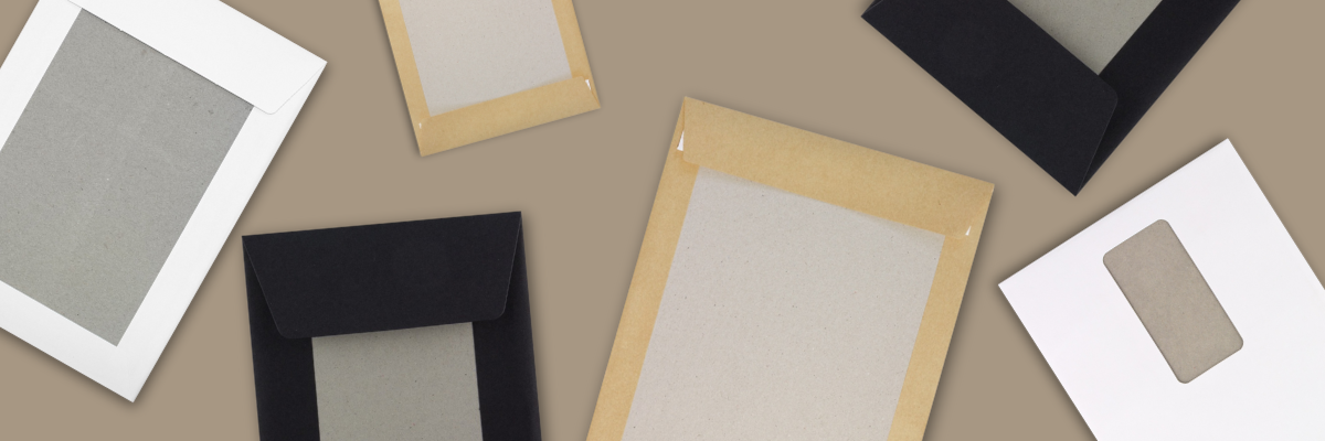 Enveloppes dos cartonnées