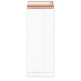 Enveloppes blanches en carton rigide