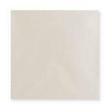 Enveloppe couleur huître - Rabat Pointu 155x155 mm